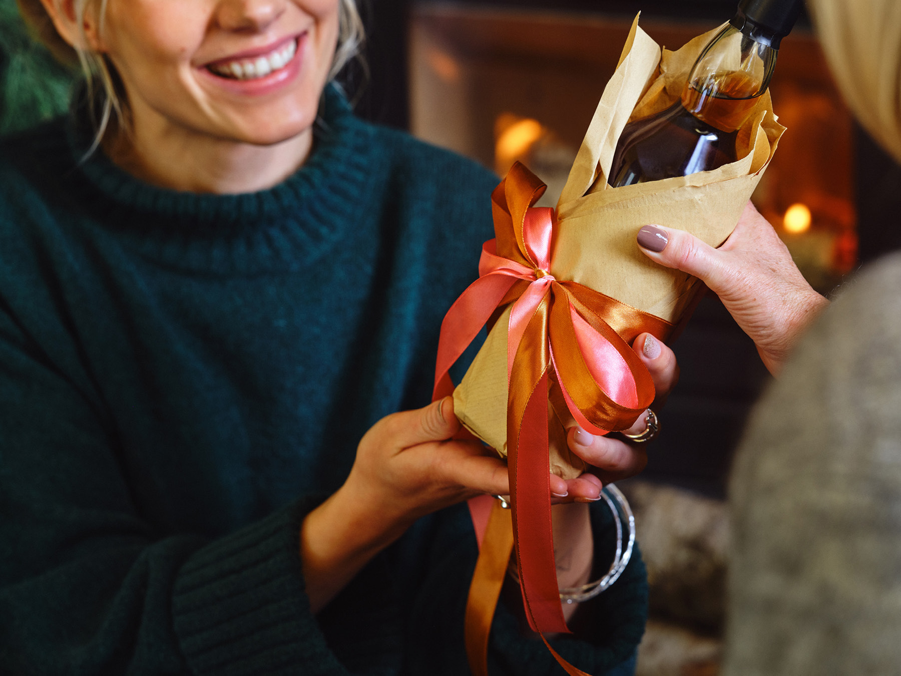 What We Learned Pitching Holiday Gift Guides